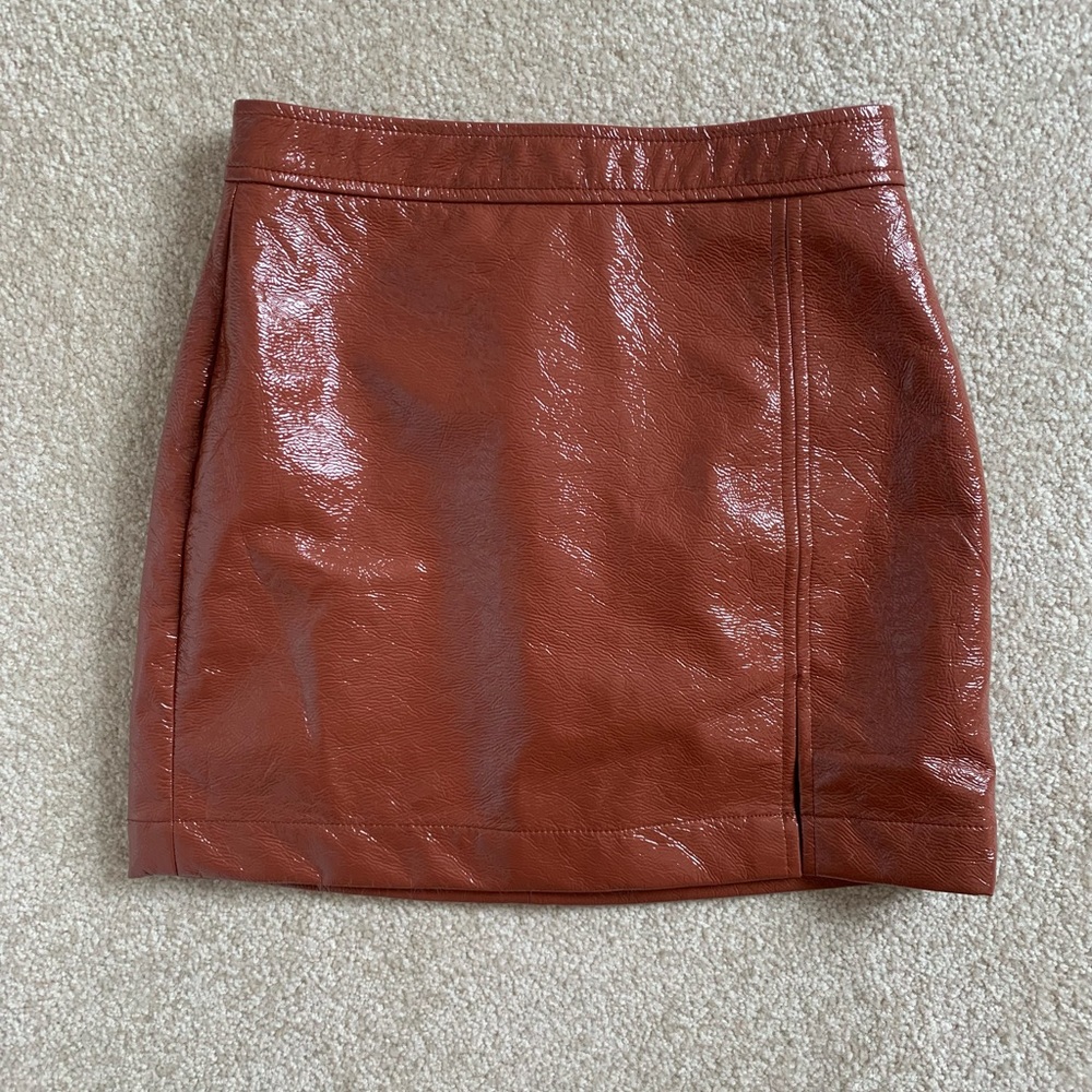 Aritzia Wilfred Patio Mini- size 0